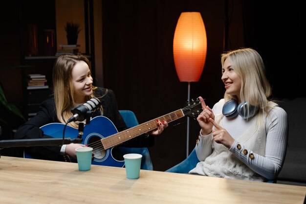 One-on-one singing instruction session focusing on voice training and breath control methods